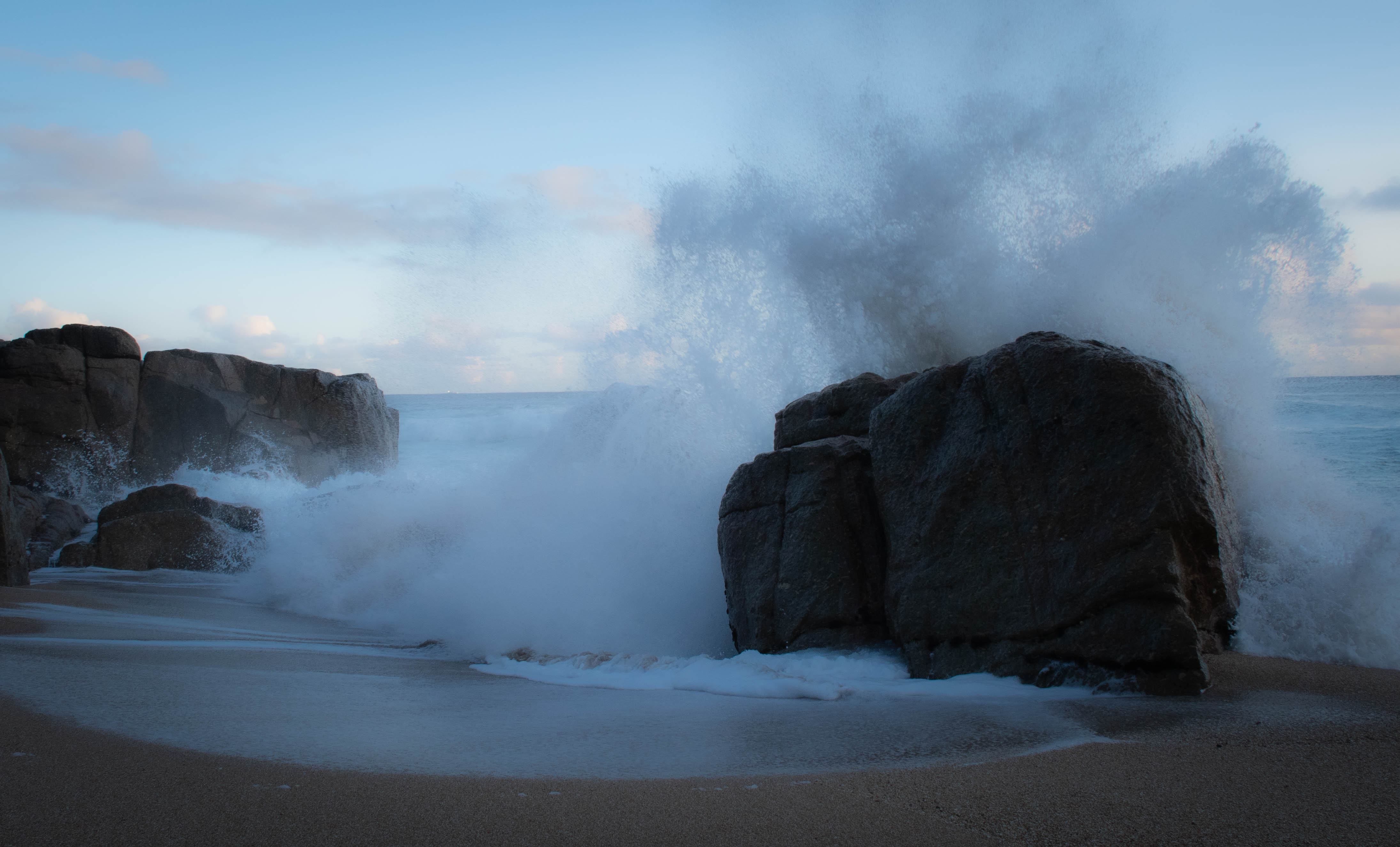 Porthchapel Waves